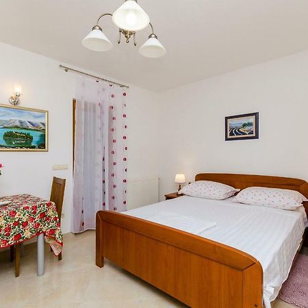 Apartman Ivan Трогир Экстерьер фото